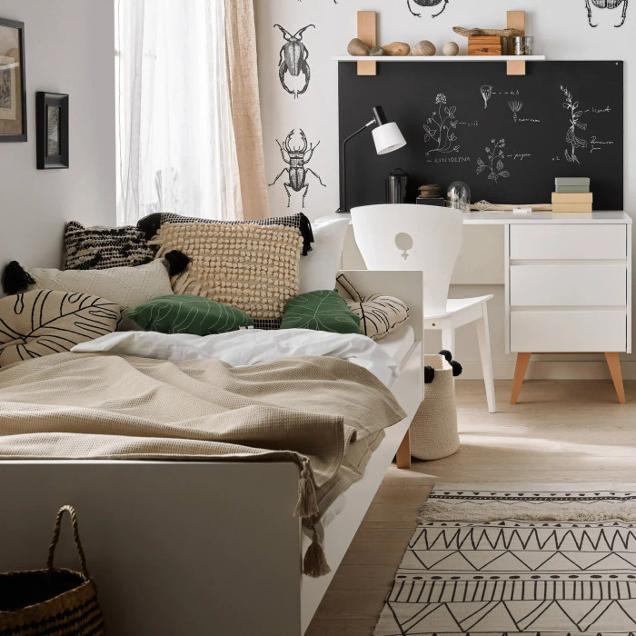Pinio Swing bed 200×120, white 2